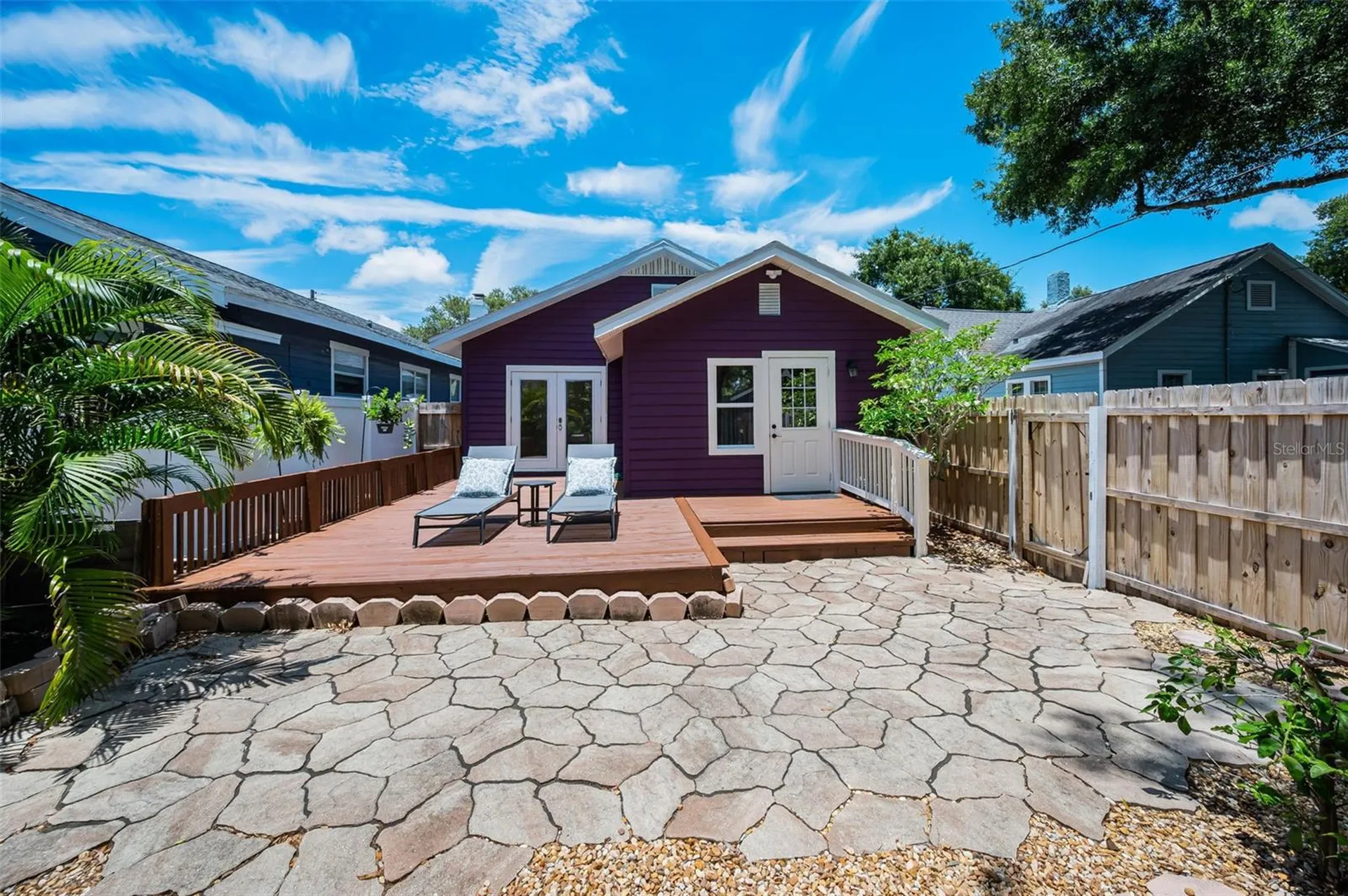 1100 35th Avenue N St Petersburg FL 33704