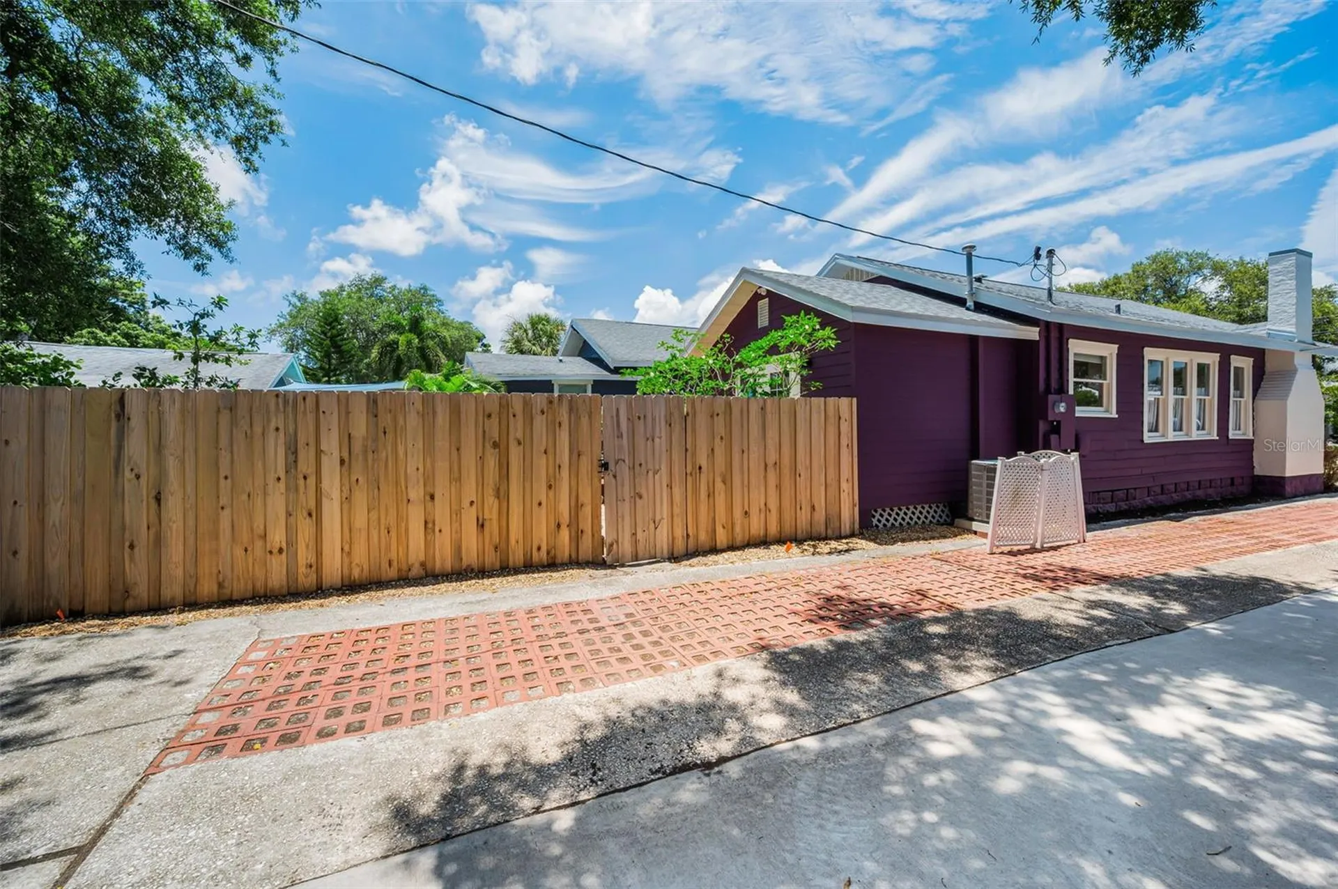 1100 35th Avenue N St Petersburg FL 33704