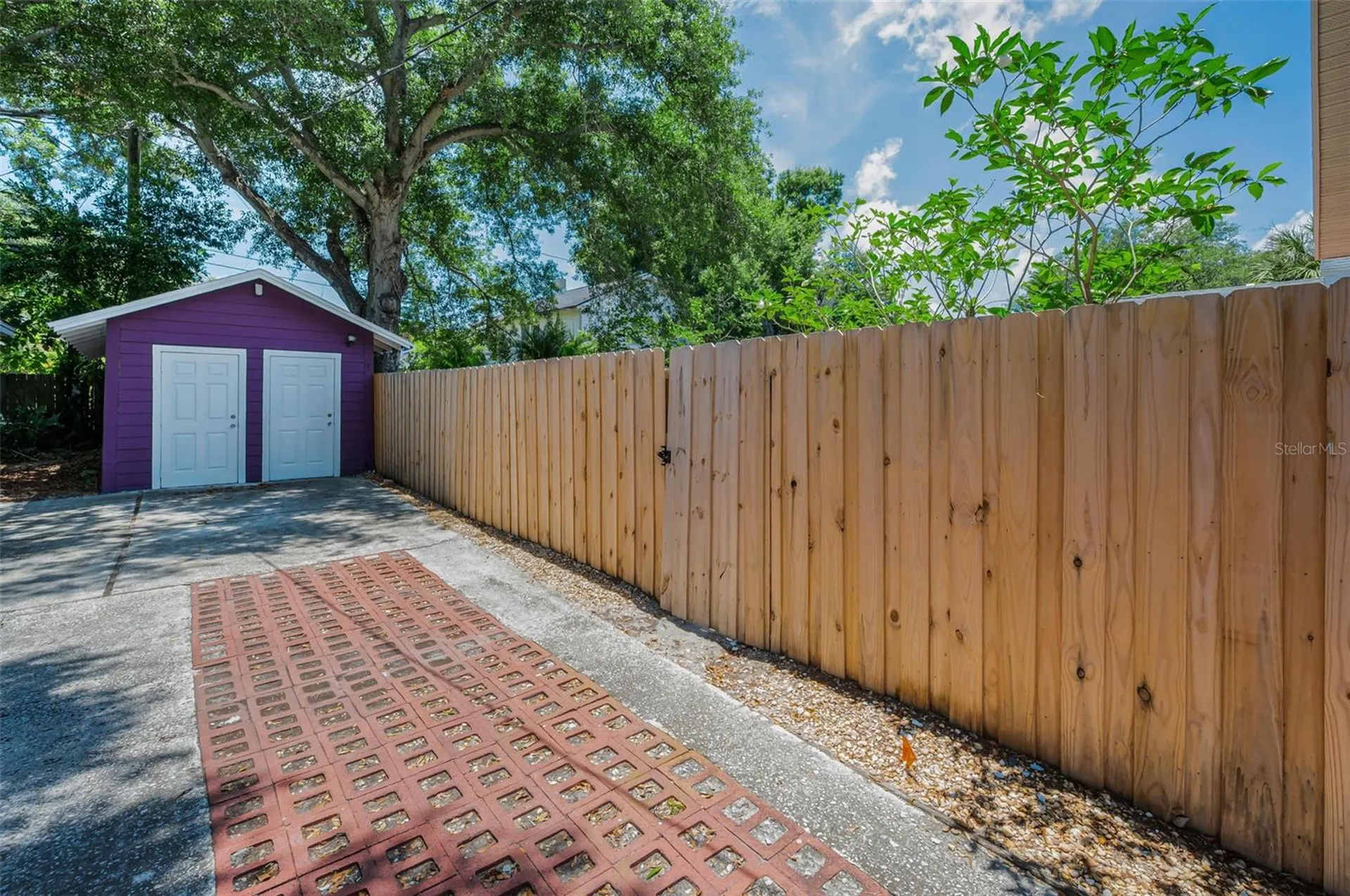 1100 35th Avenue N St Petersburg FL 33704
