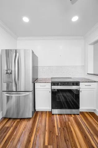 1100 35th Avenue N St Petersburg FL 33704