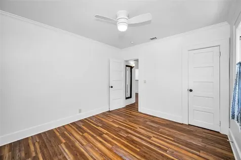 1100 35th Avenue N St Petersburg FL 33704
