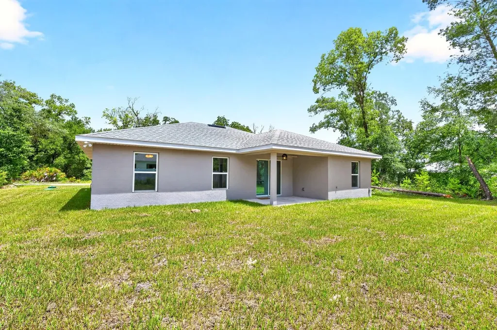 36 Fisher Lane Course Ocklawaha FL 32179