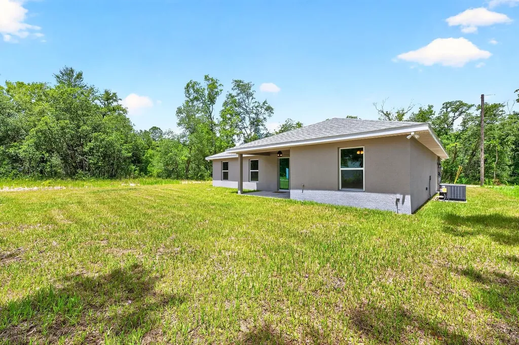 36 Fisher Lane Course Ocklawaha FL 32179
