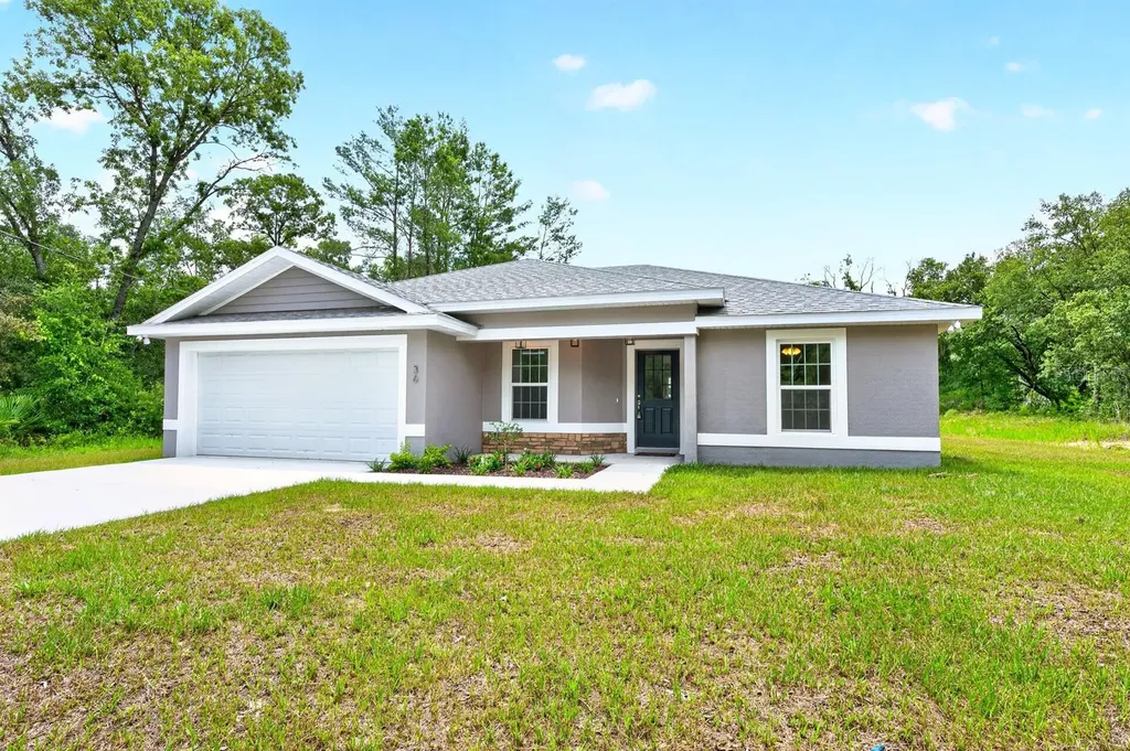 36 Fisher Lane Course Ocklawaha FL 32179