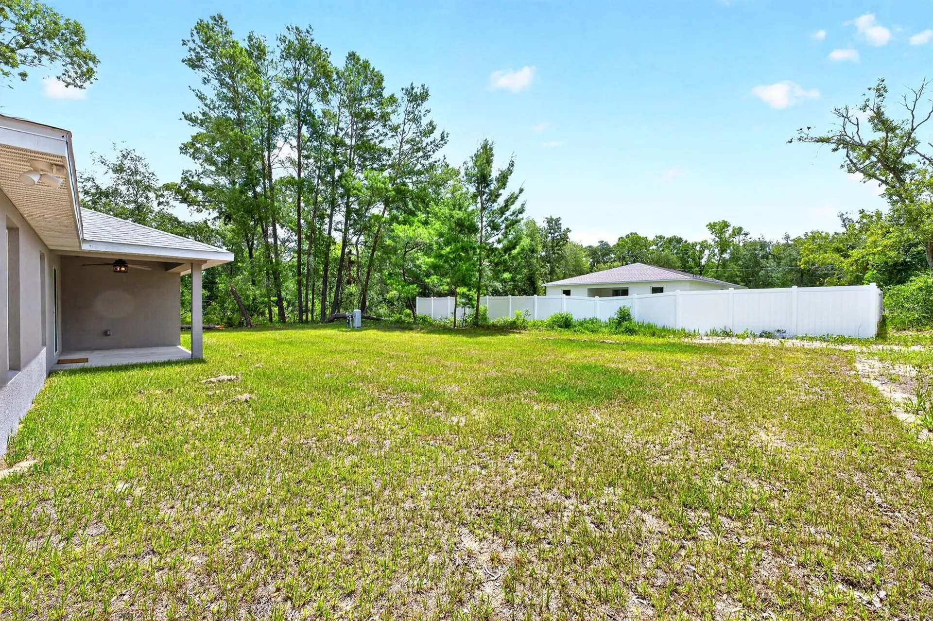 36 Fisher Lane Course Ocklawaha FL 32179