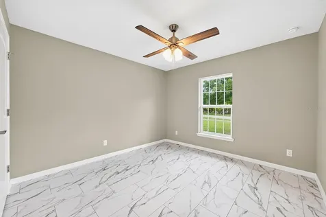 36 Fisher Lane Course Ocklawaha FL 32179