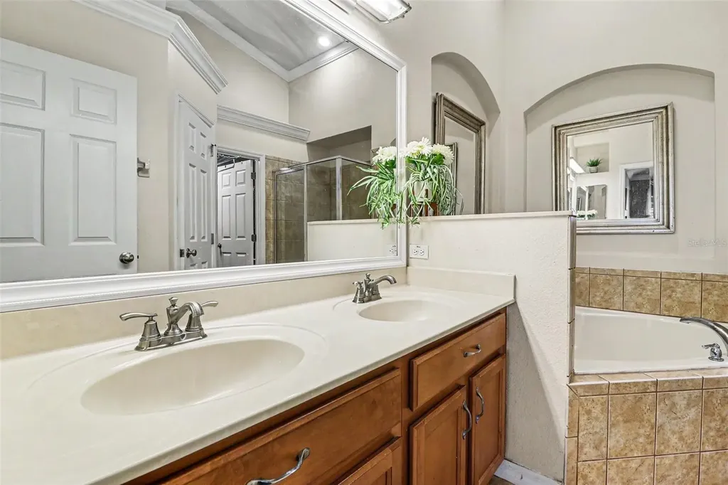 5437 Florence Harbor Drive Orlando FL 32829