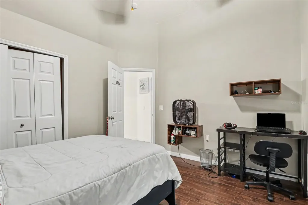 5437 Florence Harbor Drive Orlando FL 32829