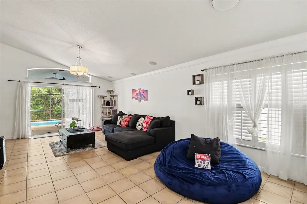 5437 Florence Harbor Drive Orlando FL 32829