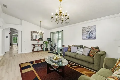 5437 Florence Harbor Drive Orlando FL 32829