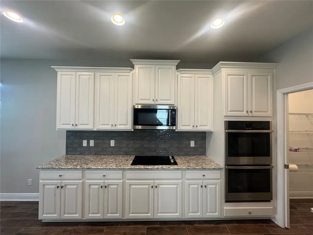 16154 Monterey Greens Circle Tampa FL 33647