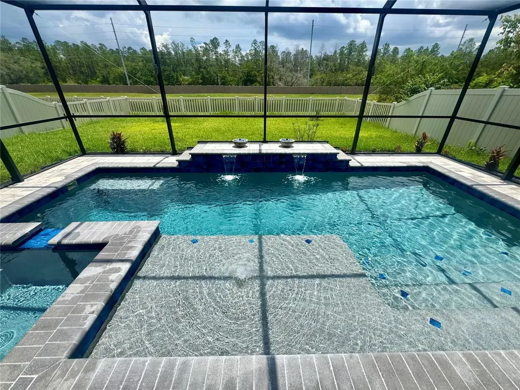 16154 Monterey Greens Circle Tampa FL 33647