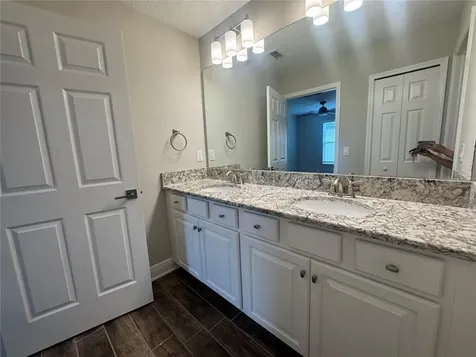 16154 Monterey Greens Circle Tampa FL 33647