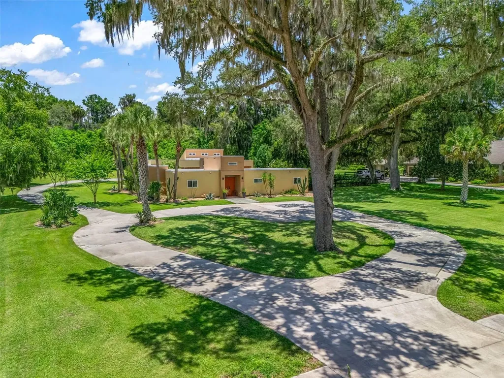 2330 SW 37 Street Ocala FL 34471