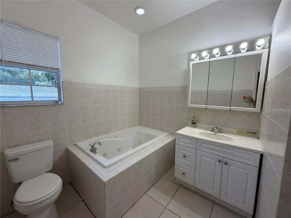 3467 51st Avenue N St Petersburg FL 33713