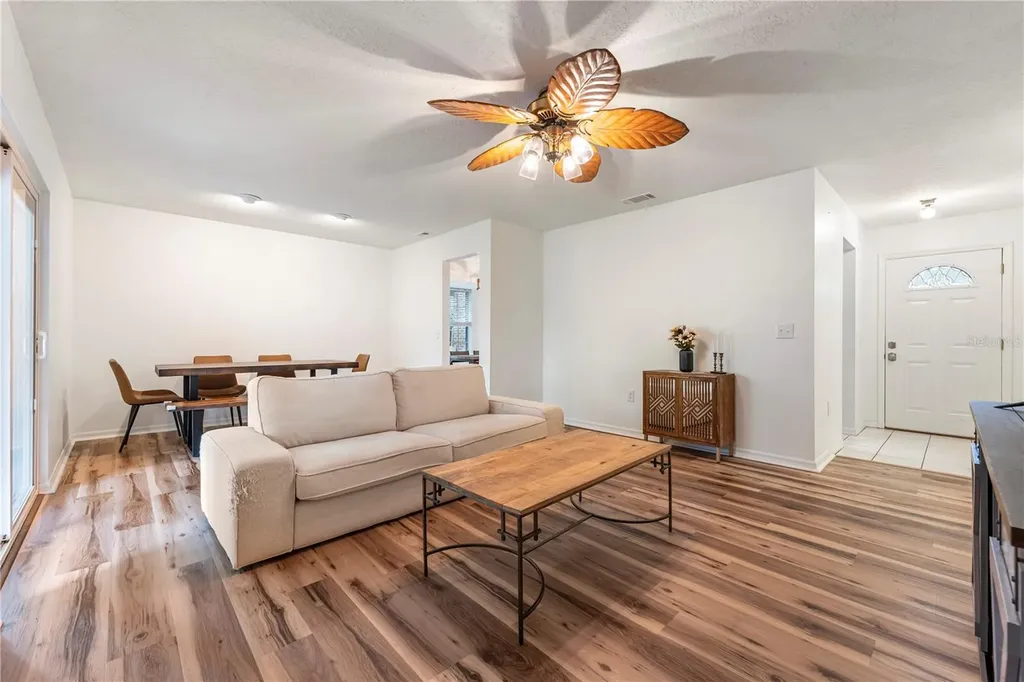 26141 Biltmore Street Sorrento FL 32776