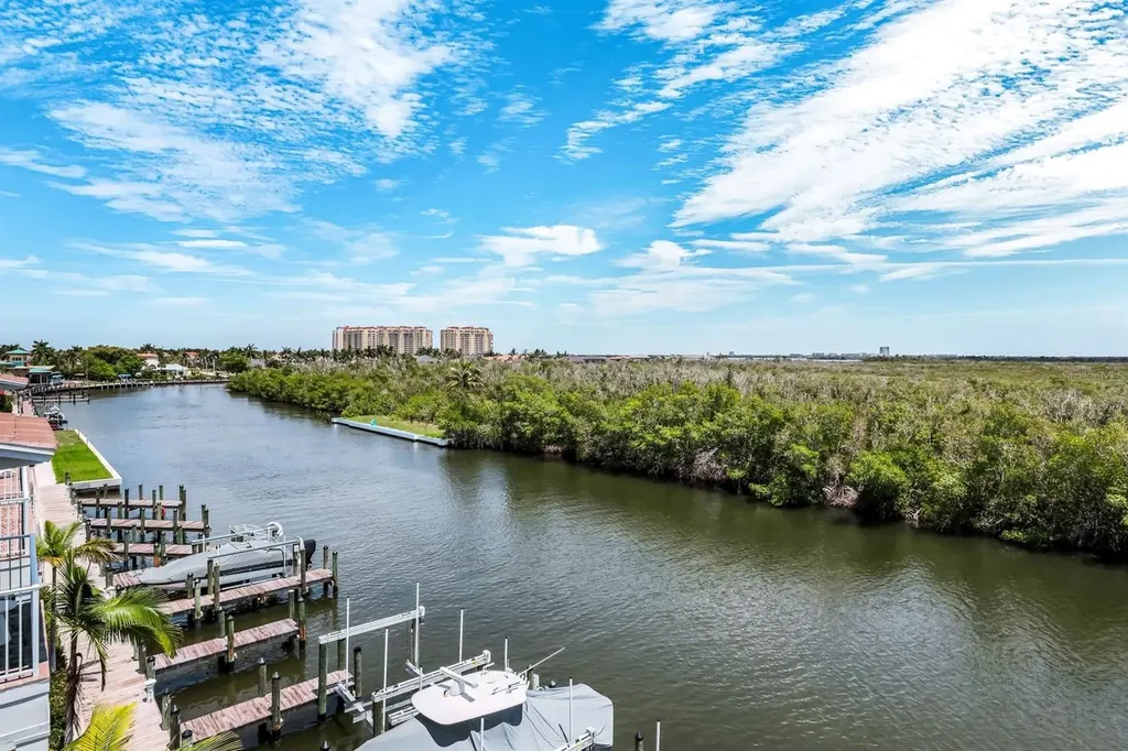 5826 Shell Cove Drive Cape Coral FL 33914