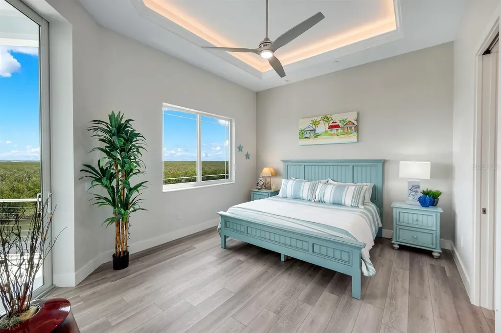 5826 Shell Cove Drive Cape Coral FL 33914