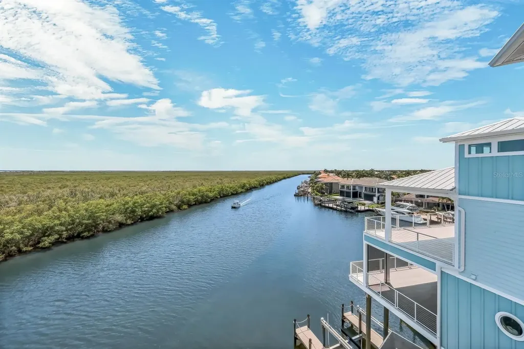 5826 Shell Cove Drive Cape Coral FL 33914