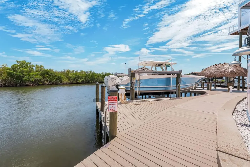 5826 Shell Cove Drive Cape Coral FL 33914