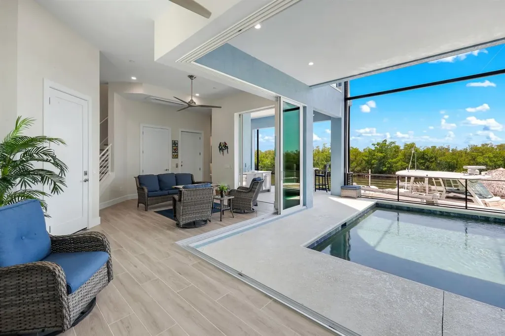 5826 Shell Cove Drive Cape Coral FL 33914