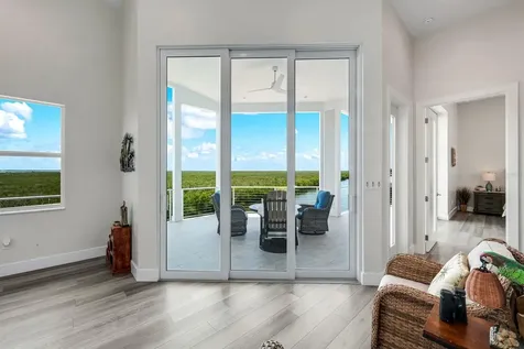 5826 Shell Cove Drive Cape Coral FL 33914