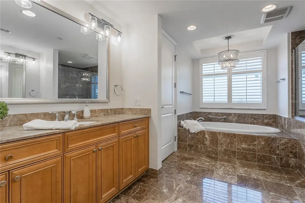 300 Beach Drive NE St Petersburg FL 33701