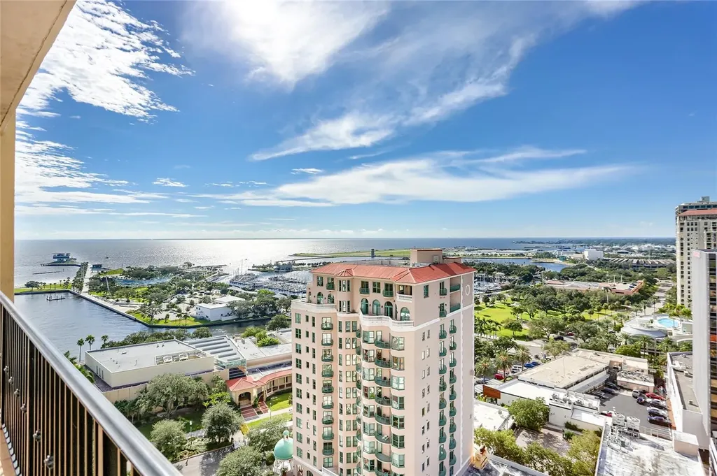 300 Beach Drive NE St Petersburg FL 33701