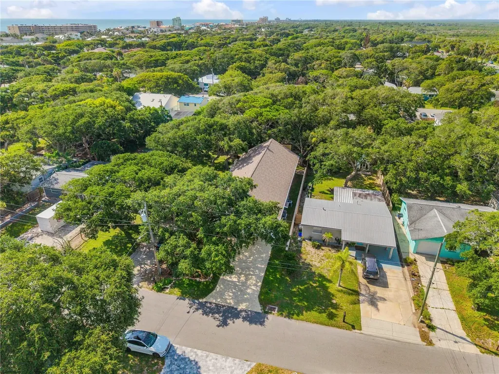 807 E 10th Avenue New Smyrna Beach FL 32169