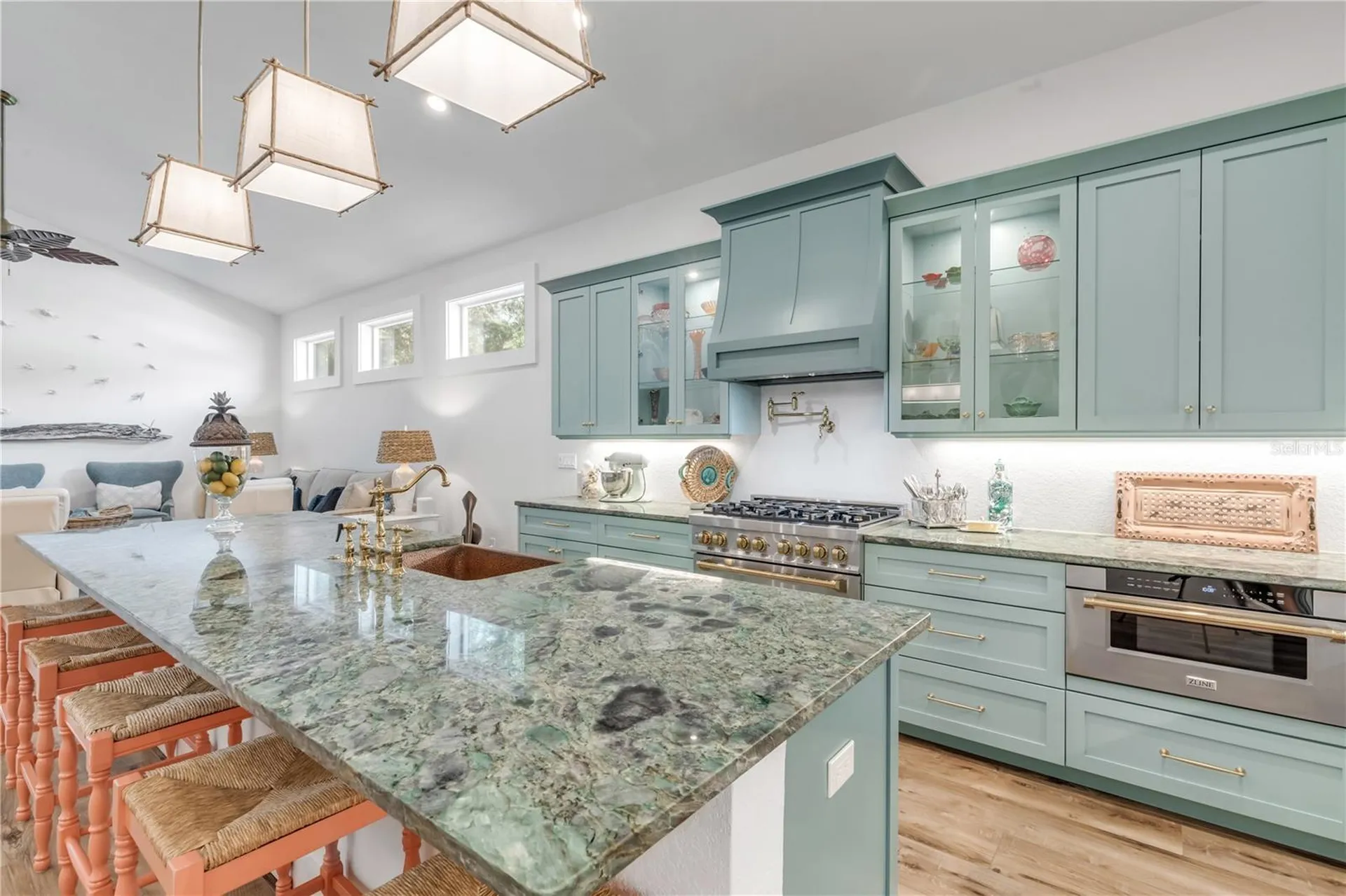 807 E 10th Avenue New Smyrna Beach FL 32169