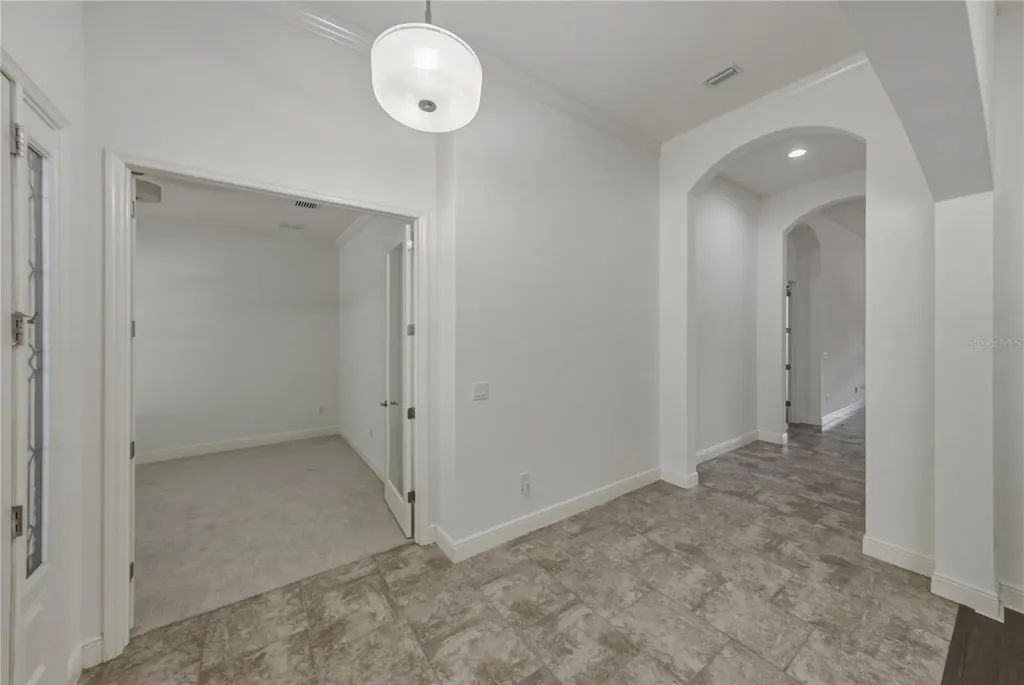 5904 Shell Ridge Drive Lithia FL 33547