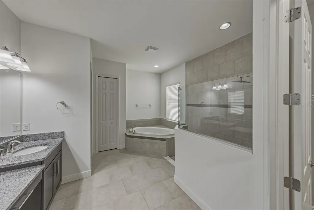 5904 Shell Ridge Drive Lithia FL 33547