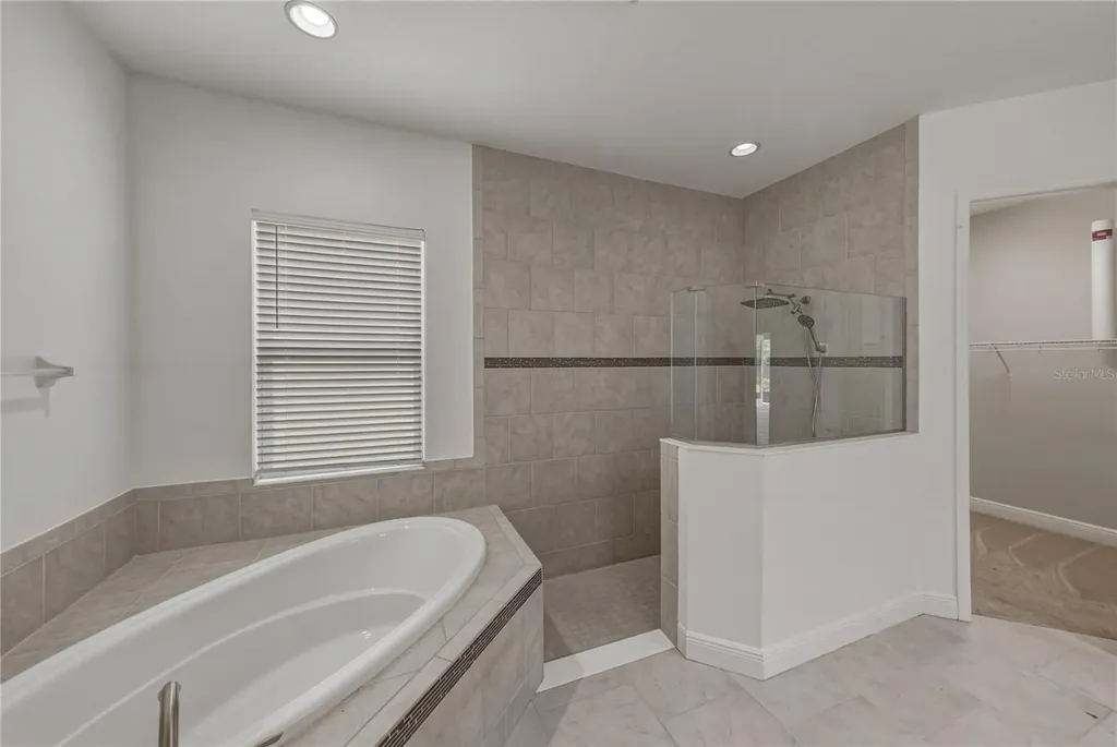 5904 Shell Ridge Drive Lithia FL 33547