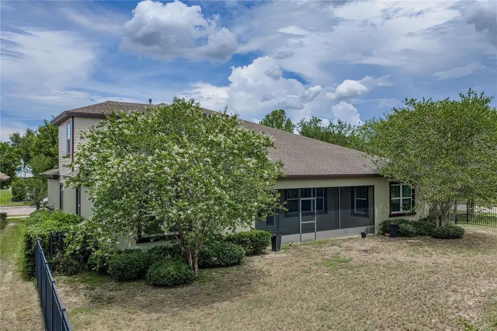 5904 Shell Ridge Drive Lithia FL 33547
