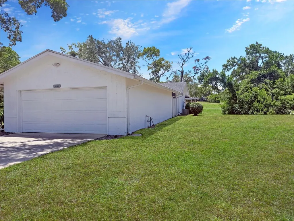 12901 Club Drive Hudson FL 34667