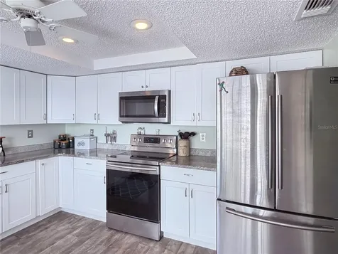 12901 Club Drive Hudson FL 34667