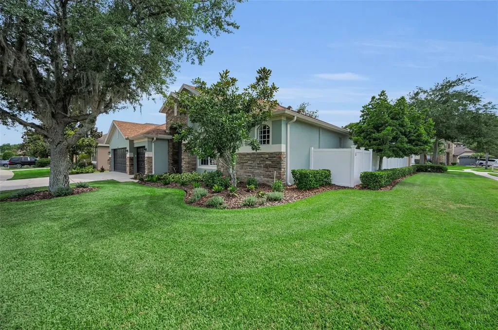 1629 Salmonberry Street Wesley Chapel FL 33543