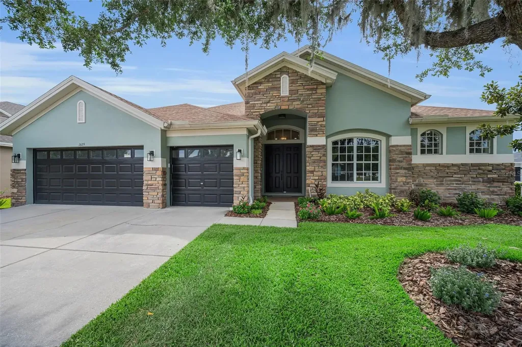 1629 Salmonberry Street Wesley Chapel FL 33543