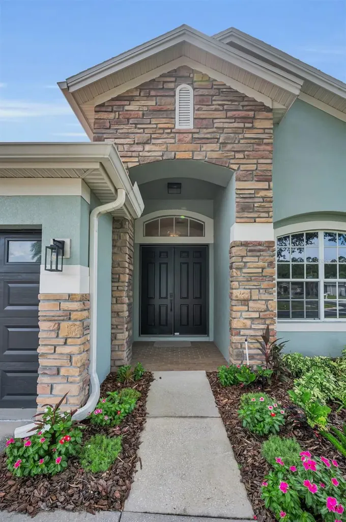 1629 Salmonberry Street Wesley Chapel FL 33543