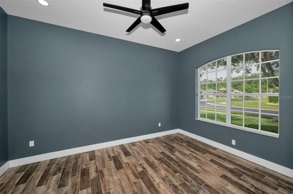 1629 Salmonberry Street Wesley Chapel FL 33543