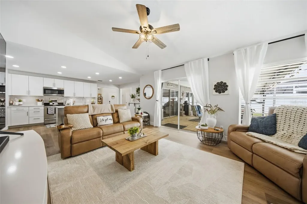 2409 Arborwood Drive Valrico FL 33596
