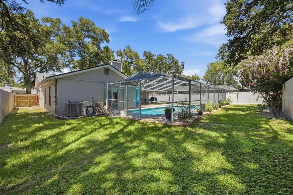 2409 Arborwood Drive Valrico FL 33596