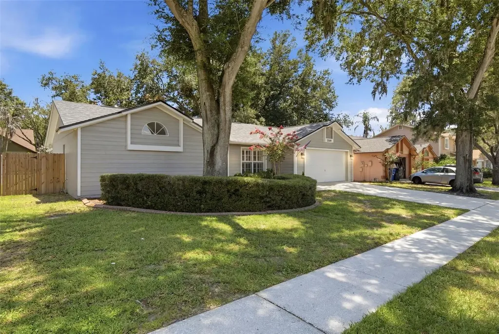 2409 Arborwood Drive Valrico FL 33596
