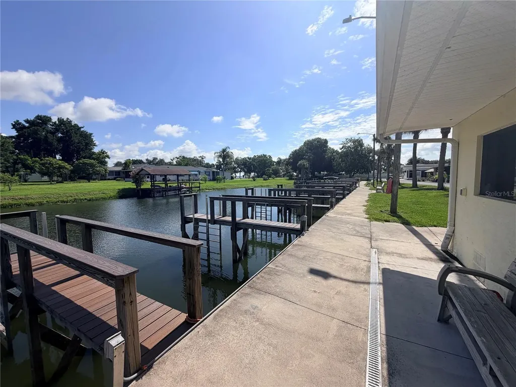 38212 Kingbird Way Leesburg FL 34788