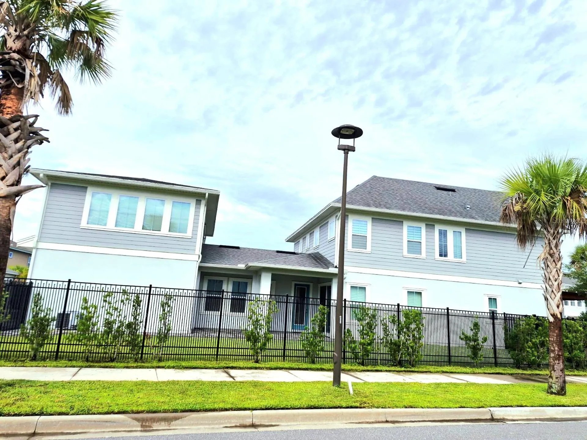 8521 Dubochet Street Orlando FL 32827