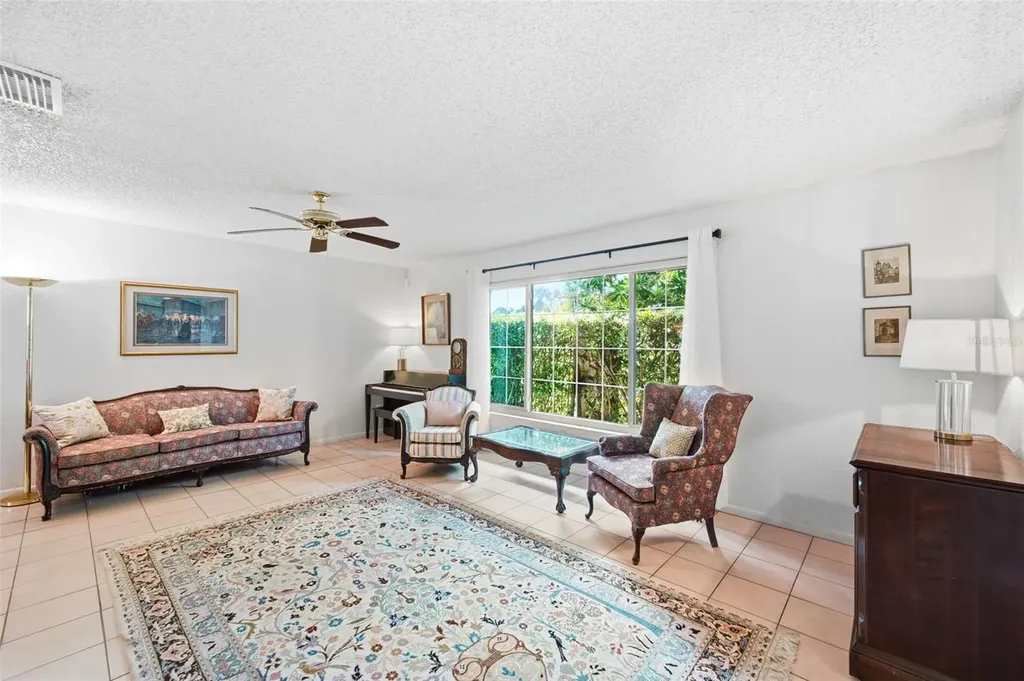 10744 97th Street Largo FL 33773