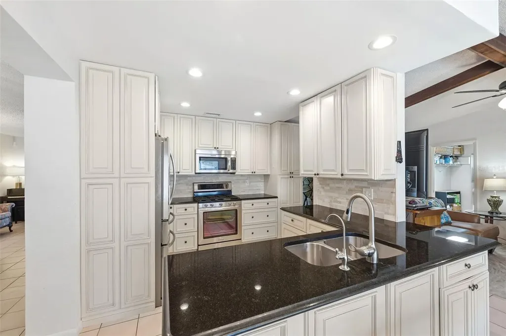 10744 97th Street Largo FL 33773