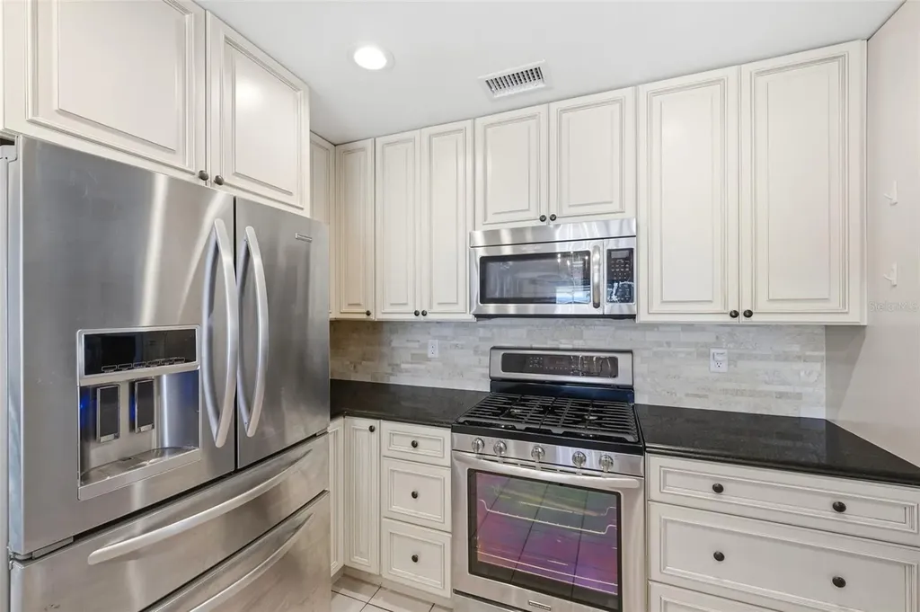 10744 97th Street Largo FL 33773
