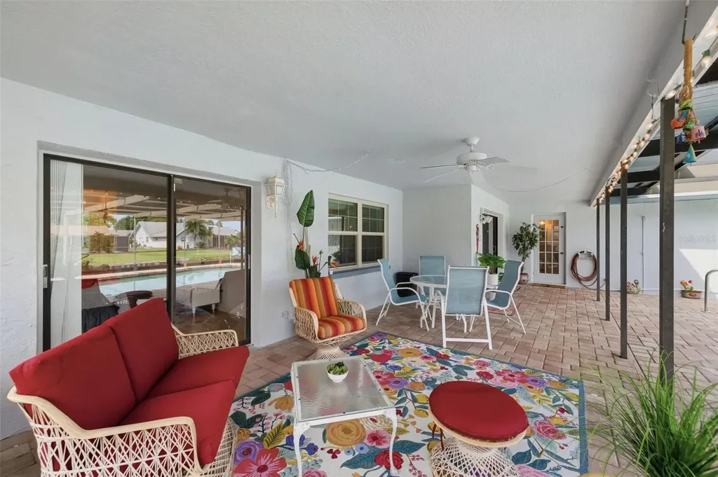 10744 97th Street Largo FL 33773