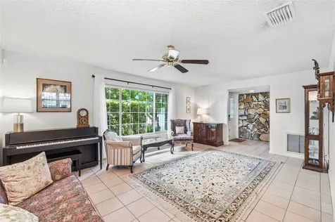 10744 97th Street Largo FL 33773